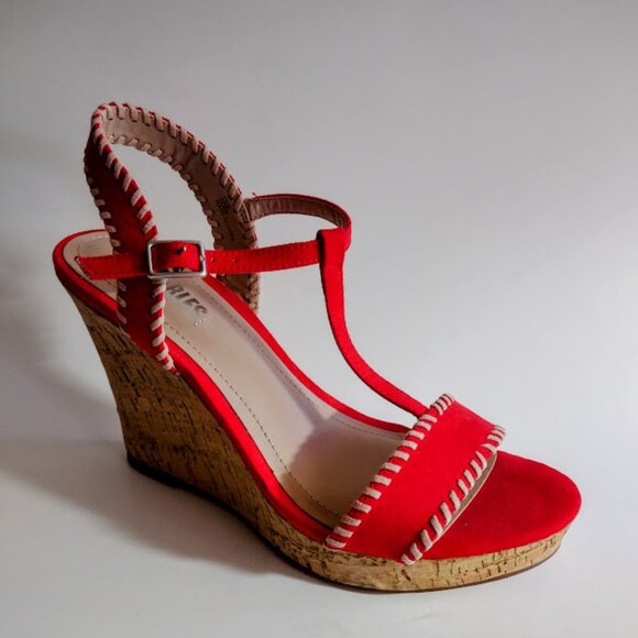 Style Charles Bold Red Coral Sandals - Picture 1 of 4